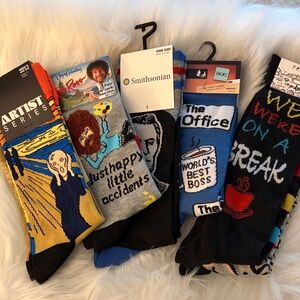Men's Graphic Socks - Black and Gray